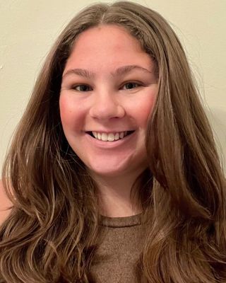 Photo of Alyssa Spada, LPC Intern in Winnetka, IL