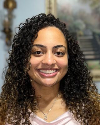 Photo of Amanda Muniz, Pre-Licensed Professional, MHC-LP