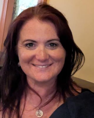 Photo of Stephanie McKernan, Counsellor, MBACP Accred