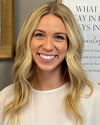 Photo of Alyssa Skiple, Clinical Social Work/Therapist, LICSW