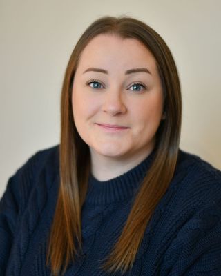 Photo of Cassie Nicole Venn, Counsellor, MNCPS Acc.