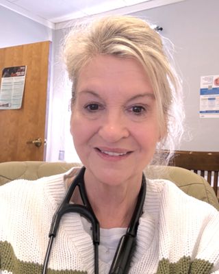 Photo of Amber Jane Siegel, Psychiatric Nurse Practitioner, DNP , PMHNP-C, AGNP-C, EMDRPT, NPT-C