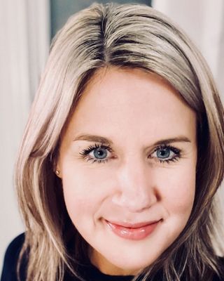 Photo of Chelsea Hewens Davis, Clinical Social Work/Therapist, MSW, LCSW