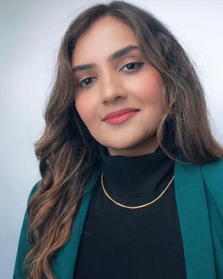 Photo of Ayiesha Aziz, Registered Psychotherapist (Qualifying)
