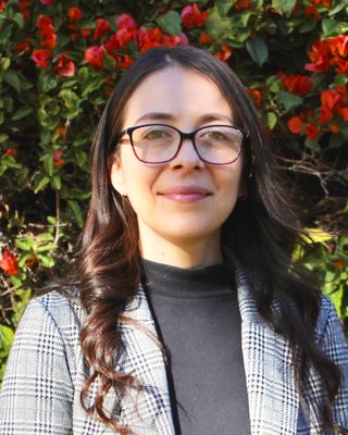 Photo of Genova I Hernandez Lizardo, Marriage & Family Therapist Associate, MS, AMFT, APCC