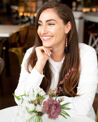 Photo of Dr. Arianna Zabriskie, Psychologist, PsyD, MFT