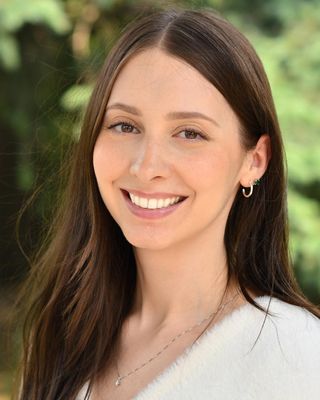 Photo of Lexi Muniak, Registered Psychotherapist, MA