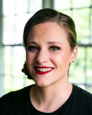 Photo of Louise Campoy, Marriage & Family Therapist, LMFT