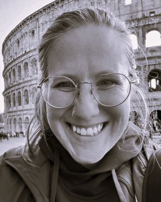 Photo of Kelly Reszka, Clinical Social Work/Therapist, LCSW, LICSW