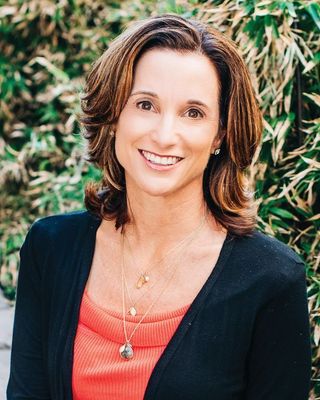Photo of Lisa M Hanson, Marriage & Family Therapist, MA, LMFT