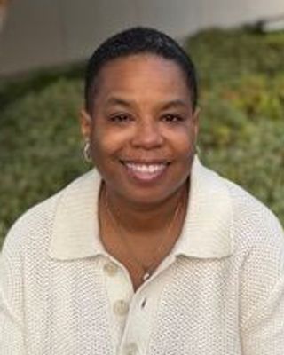 Photo of Veronica Williams, Marriage & Family Therapist, LMFT