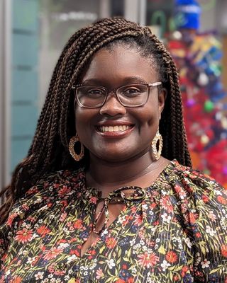 Photo of Christine Bilé, Clinical Social Work/Therapist, LICSW