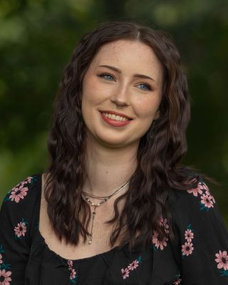 Photo of Julia (Jules) Wingard, Pre-Licensed Professional, MA, NCC, PLCP