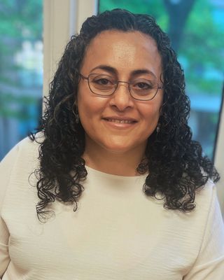 Photo of Shereen Ishag, Registered Psychotherapist, Qualify, MTS, MPS