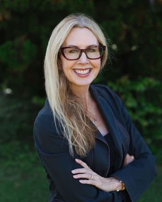 Photo of Erin Steele, Marriage & Family Therapist, MA, LMFT