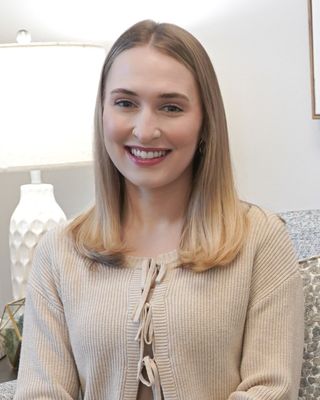 Photo of Leah Burnett, MA, LAPC, NCC