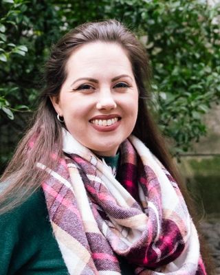 Photo of Nicole Nimmons, Marriage & Family Therapist, LMFT