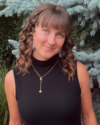 Photo of Ashley Noonan, Registered Psychotherapist (Qualifying), MACP, BED, 200hYTT