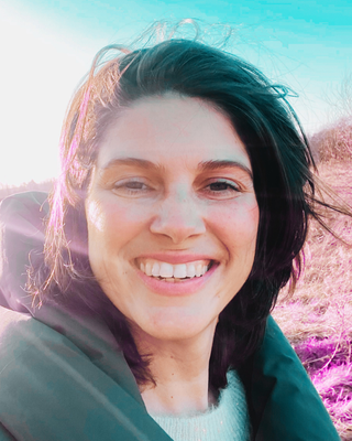 Photo of Amy Fellows, Counsellor