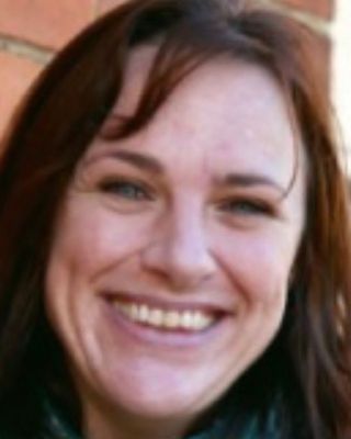 Photo of Emma Chamberlain, Psychotherapist, MSc, MBACP Accred
