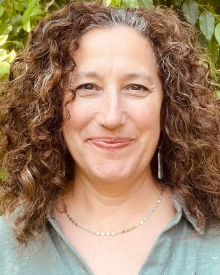 Photo of Jennifer Abra White, Clinical Social Work/Therapist, LCSWR