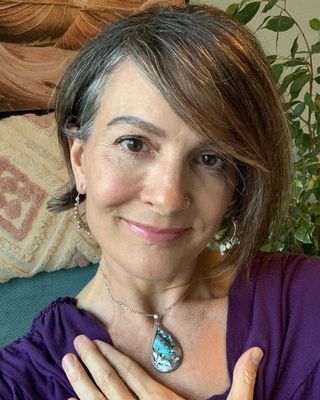 Photo of Annette Barnett, Marriage & Family Therapist Associate, MA, AMFT