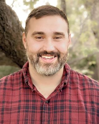 Photo of Logan Hartsog, Pre-Licensed Professional, LGSW