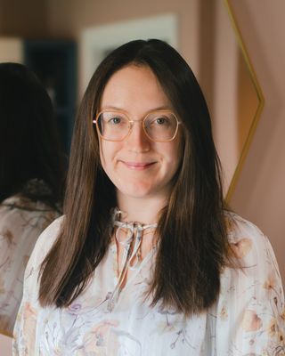 Photo of Dr Phoebe Marple-Horvat, Psychologist, PhD, HCPC - Clin. Psych.