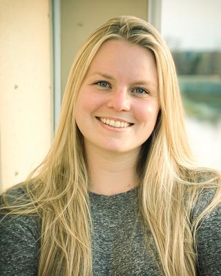Photo of Shelby Bentzoni, Registered Psychotherapist, MA