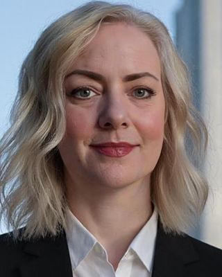 Photo of Carol Koshimizu, Marriage & Family Therapist, MS, LMFT