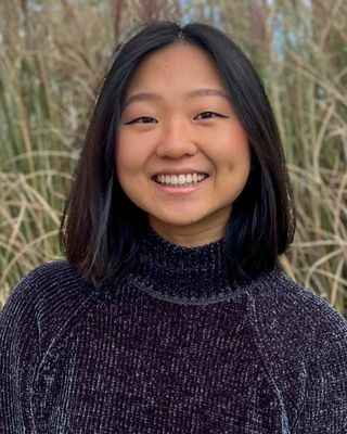 Photo of Sarah Kim, Clinical Social Work/Therapist, LSW, LSWAIC
