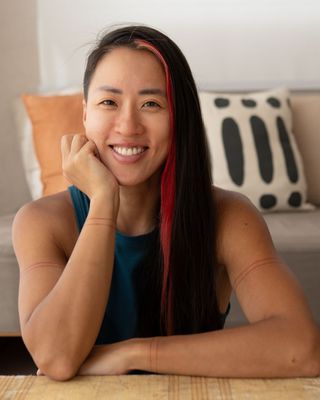 Photo of Jay Louie, Marriage & Family Therapist, LMFT