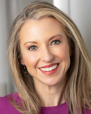 Photo of Stephanie Bartlett-Goldstein, Licensed Professional Counselor, LPC, LMFT, TF-EAP