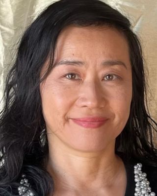 Photo of Suji Yamauchi, Marriage & Family Therapist, LMFT