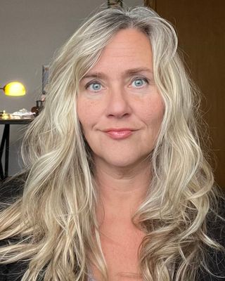 Photo of Courtney Whinnery, Licensed Professional Counselor, MA, LPC, CAADC