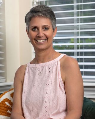 Photo of Sonja Oshida, Licensed Mental Health Counselor, LMHC