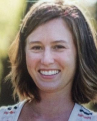 Photo of Sarah McElroy, Licensed Professional Counselor