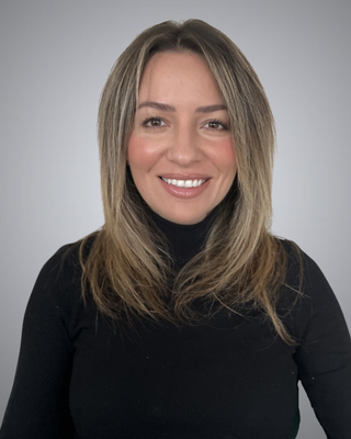 Photo of Larissa Dias, Counselor, LCSW