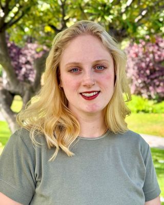 Photo of Sarah Fincher, Pre-Licensed Professional