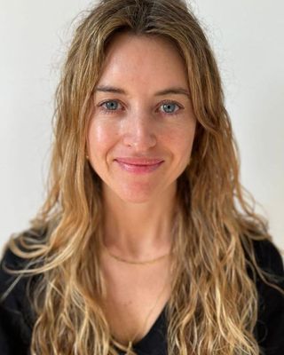 Photo of Felicity Hogg, Psychotherapist, MA, MBACP