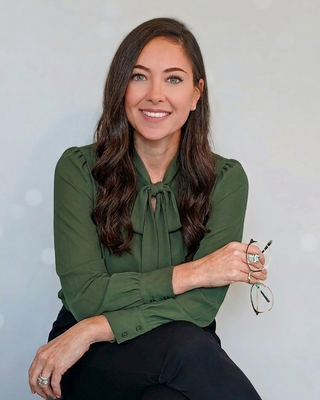 Photo of Nicole Tacoma, Psychologist, PsyD, LP