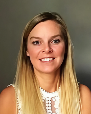Photo of Julia Canino, Licensed Professional Counselor, LPC