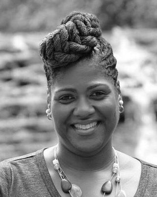 Photo of Dr. Dwonna D. Thompson Lenoir, Counselor, PsyD, LPCC-S