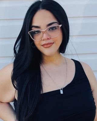 Photo of Mariely Flores, Counselor, LMHC