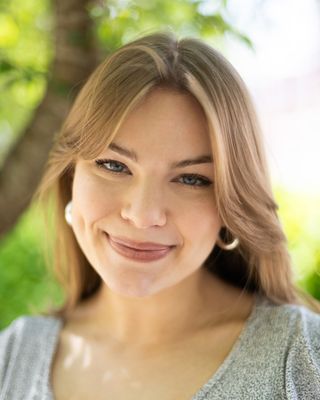 Photo of Julianne Mosher - Julianne Mosher, LMHC, Teens & Adults, Counselor, LMHC