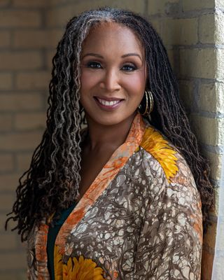 Photo of Jennifer Matwawana (slay), Registered Social Worker, BA, BSW, MSW, RSW