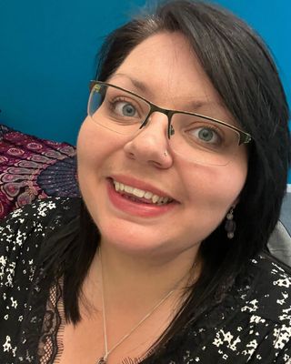 Photo of Roseanne Rainbow - Roseanne Hypnotherapy