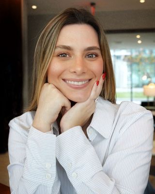 Photo of Erin Egozi, Marriage & Family Therapist, LMFT, MS