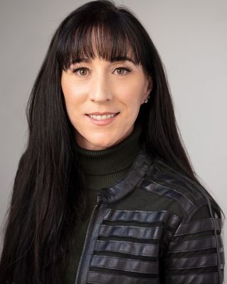 Photo of Megan Brooke Phillips, Registered Psychotherapist, RP, DAC