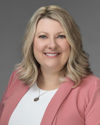 Photo of Amanda MacDonald, Pre-Licensed Professional, M Ed , MACP